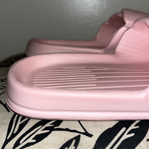 EVA Foam lite Slide New Pink Brick Pattern Comfortable Shower Slide - Picture 9 of 15